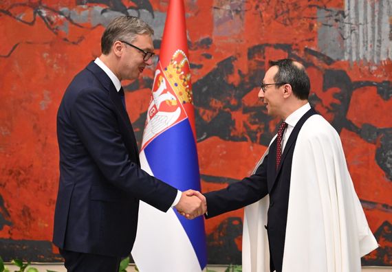 Предаја акредативних писама