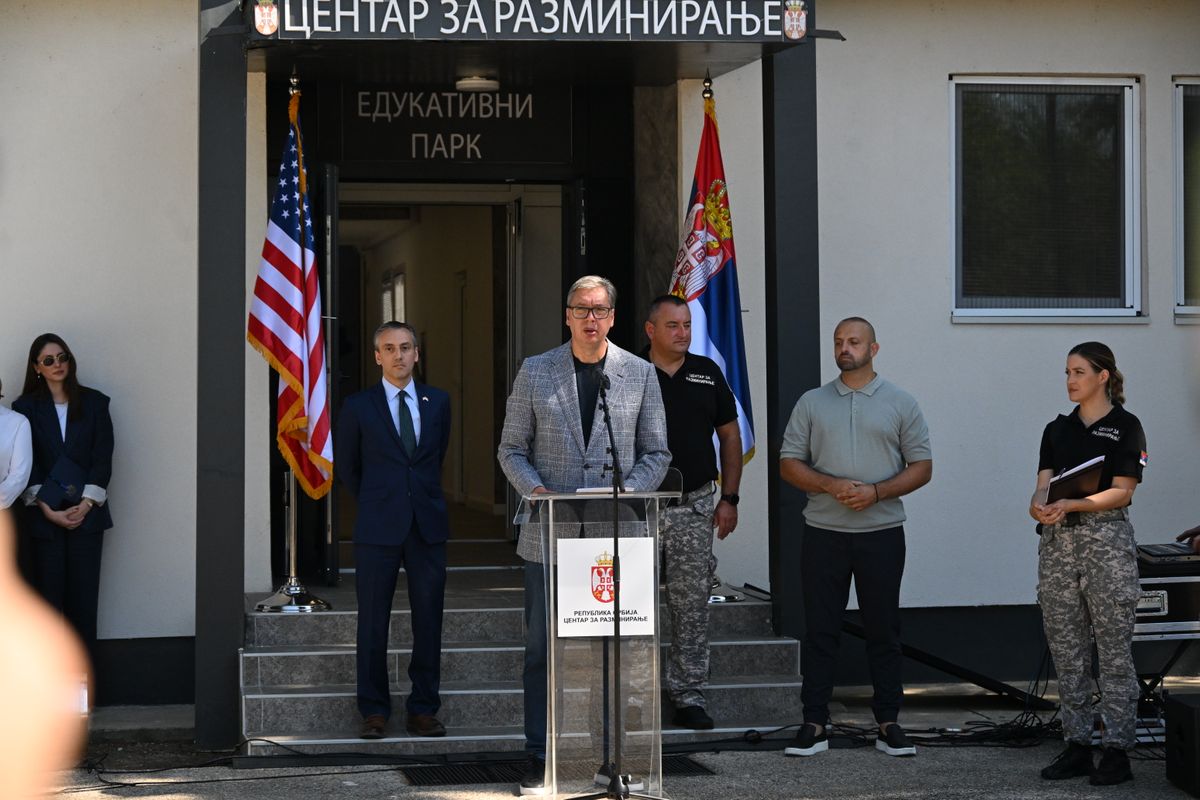 Центар за разминирање Републике Србије Центар за разминирање Републике Србије