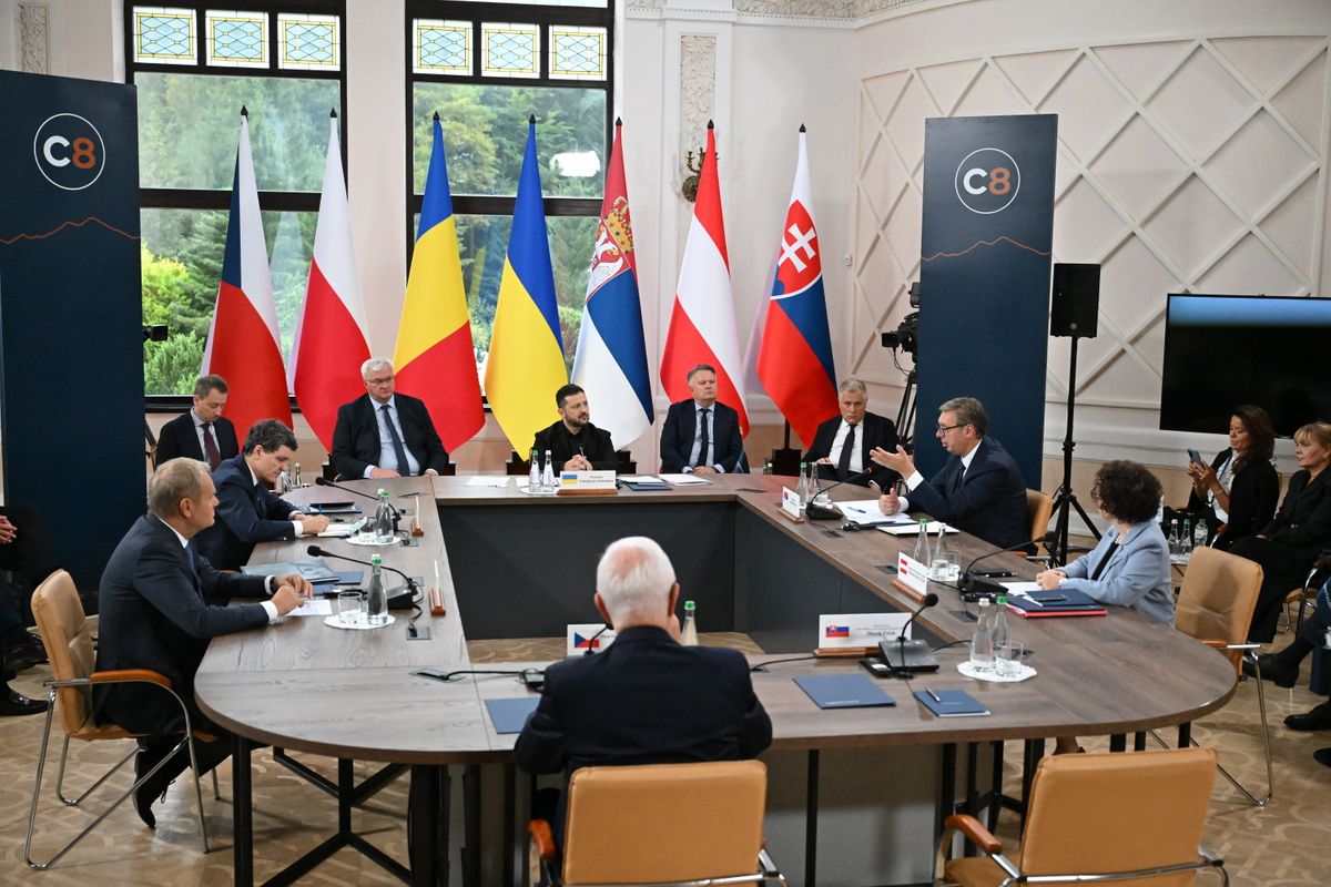Самит Карпатска иницијатива Самит Карпатска иницијатива